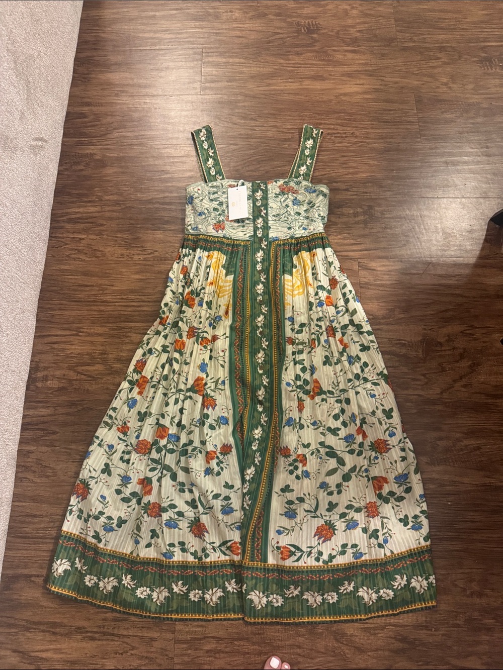 NWT Caroline constas dress size small